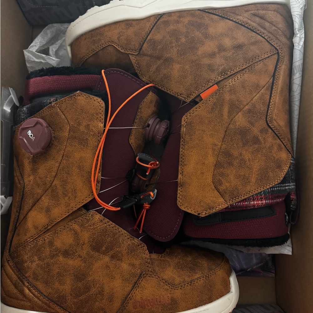 Women’s Brown Snowboard Boots